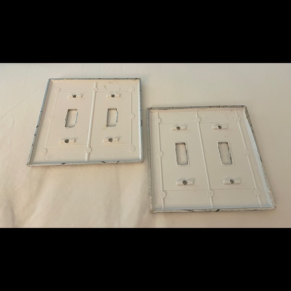 Grapevine Double Switch Plate Covers - Set of 2 - Picture 2 of 2